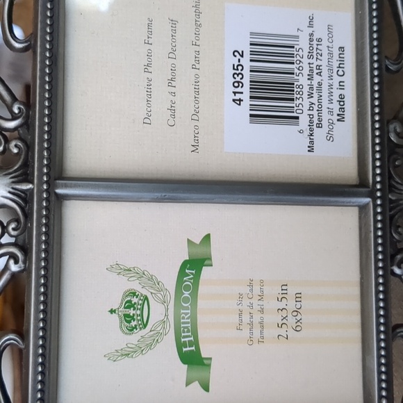 Wal-Mart Heirloom Antiqued Gray Metal Frame - Picture 4 of 8